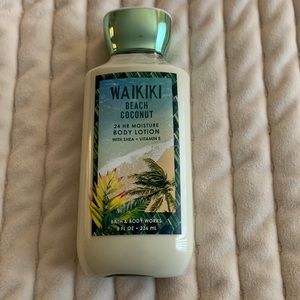 Bath & Body Works Waikiki Beach 24 Hour Moisture Body Lotion